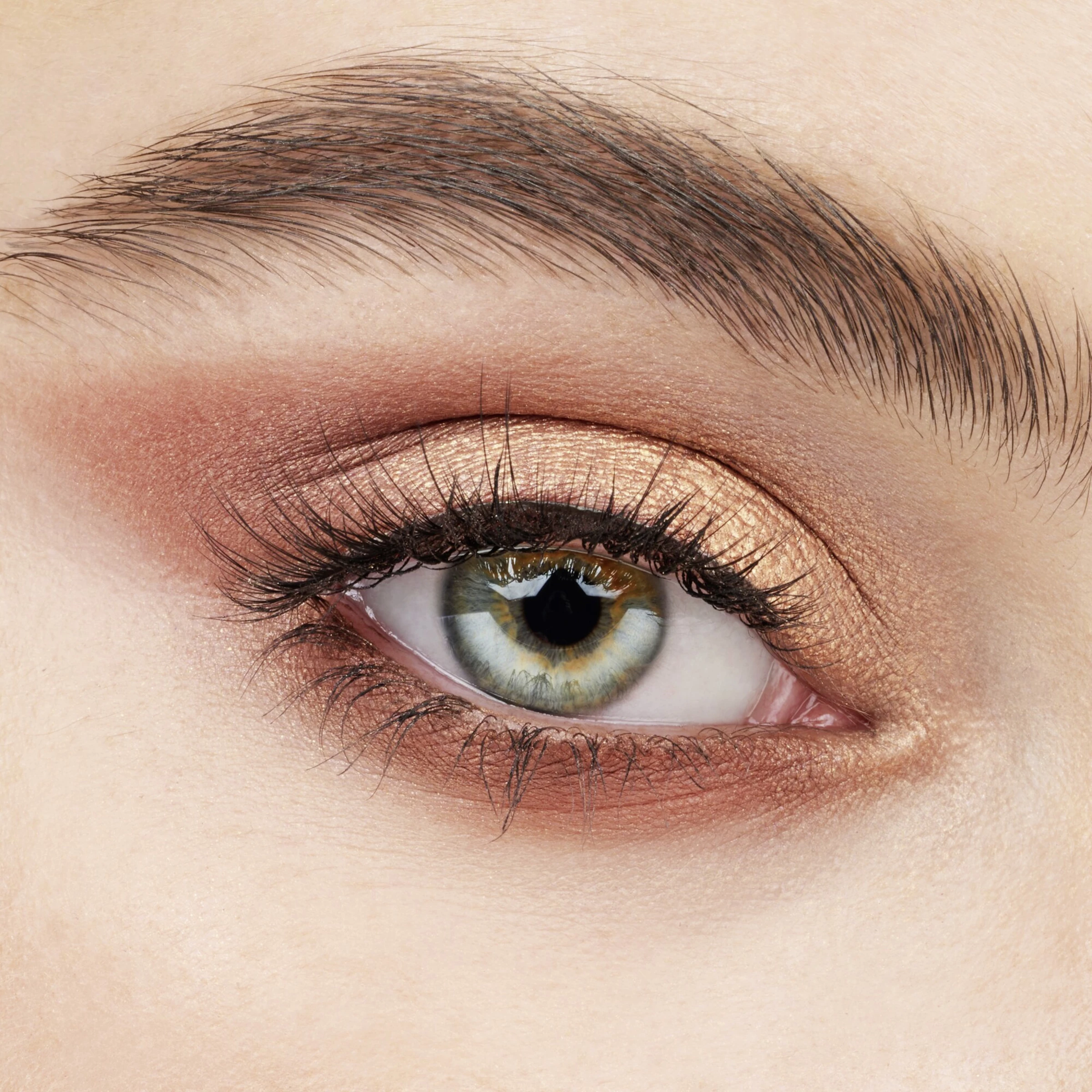 Essence Light As A Feather 3D False Lashes 01 – Bild 2