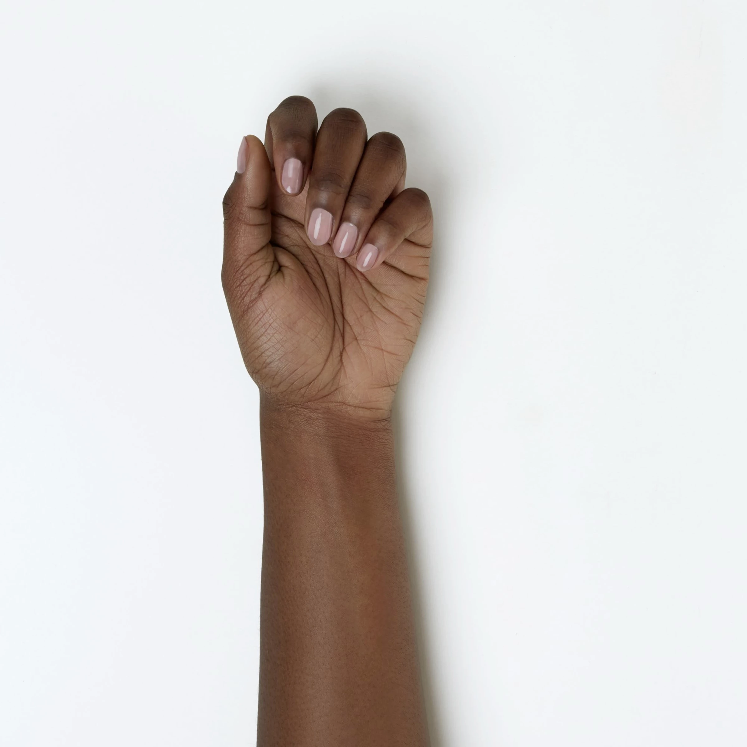 Essence FRENCH Manicure Beautifying Nail Polish 04 â Bild 2