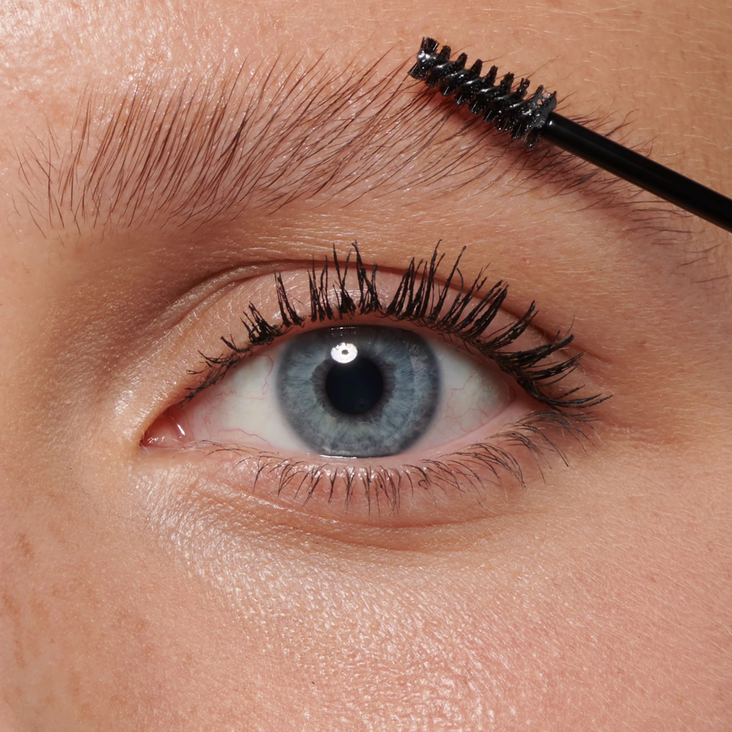 Revolution Makeup Revolution Laminate Brow Bronde â Bild 4